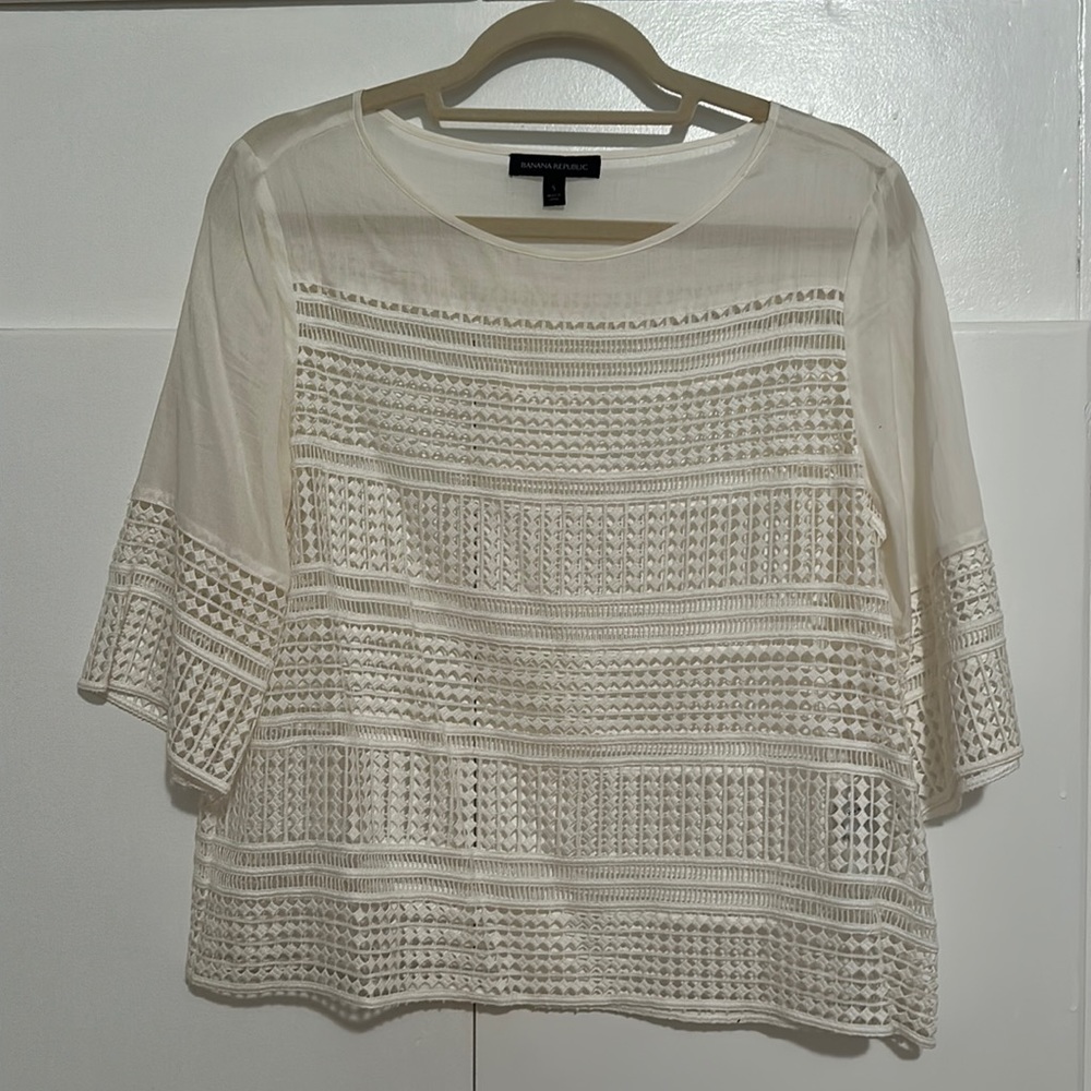 Banana Republic 100% Cotton White Eyelet Boatneck Blouse Top